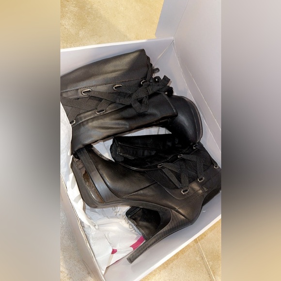 Shi by JOURNEYS Shoes - Boots